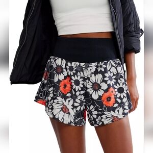 NWT FP Movement Women's Shorts Carpe Diem Floral Print High Waisted M